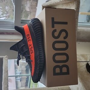adidas Yeezy Boost 350 V2 Carbon Beluga US 8 100% Authentic